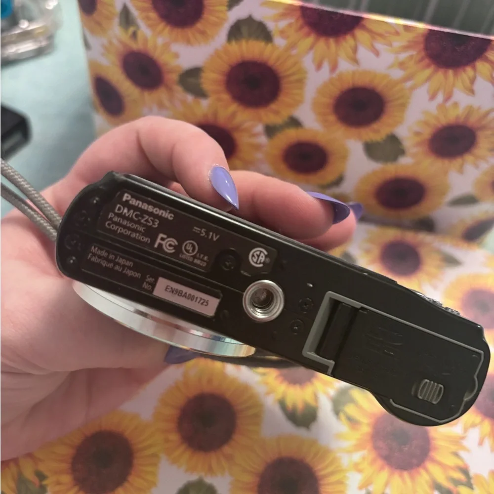 Black Digital Camera
